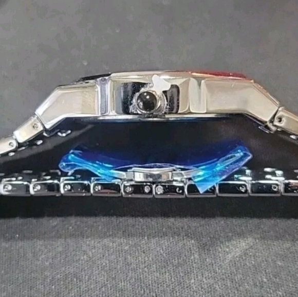 Mens Iced Simulated Diamond CZ Silverplated Waterproof Quartz Movement Watch - Picture 15 of 15